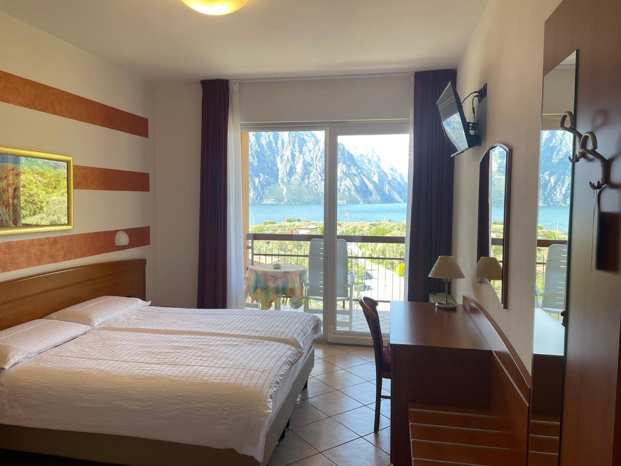 Hotel Casa Chincarini Malcesine Ngoại thất bức ảnh